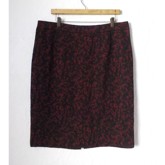 Michael Kors Red with Black Lace Pencil Skirt Classic Women size XL Stretch Zip - Picture 1 of 11